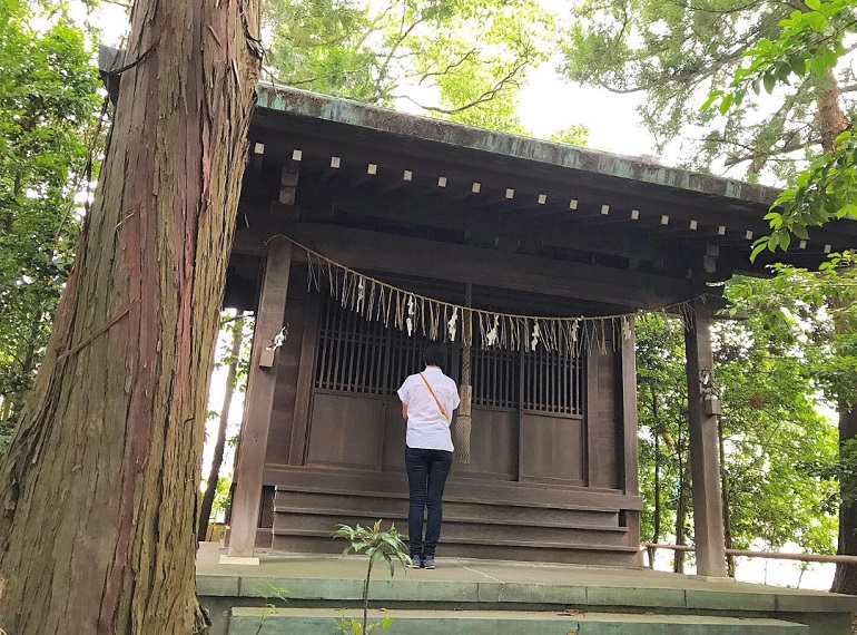 片岡神社の玉船神社